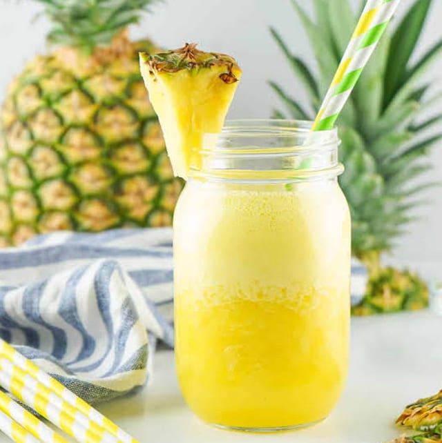 Agua De Pina.